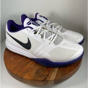 Kobe Mentality White Court Purple Alpha